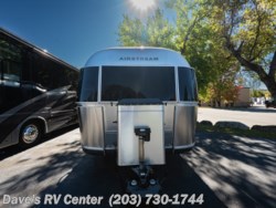 2011 Airstream Classic Limited 34 - Used Travel Trailer for sale by Dave's RV Center in Danbury, Connecticut