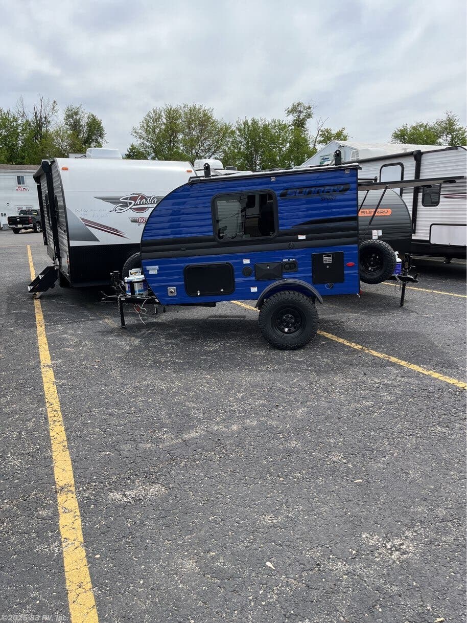 2023 Sunset Park RV SunRay 109 SOLD RV for Sale in Long Grove, IL 60047