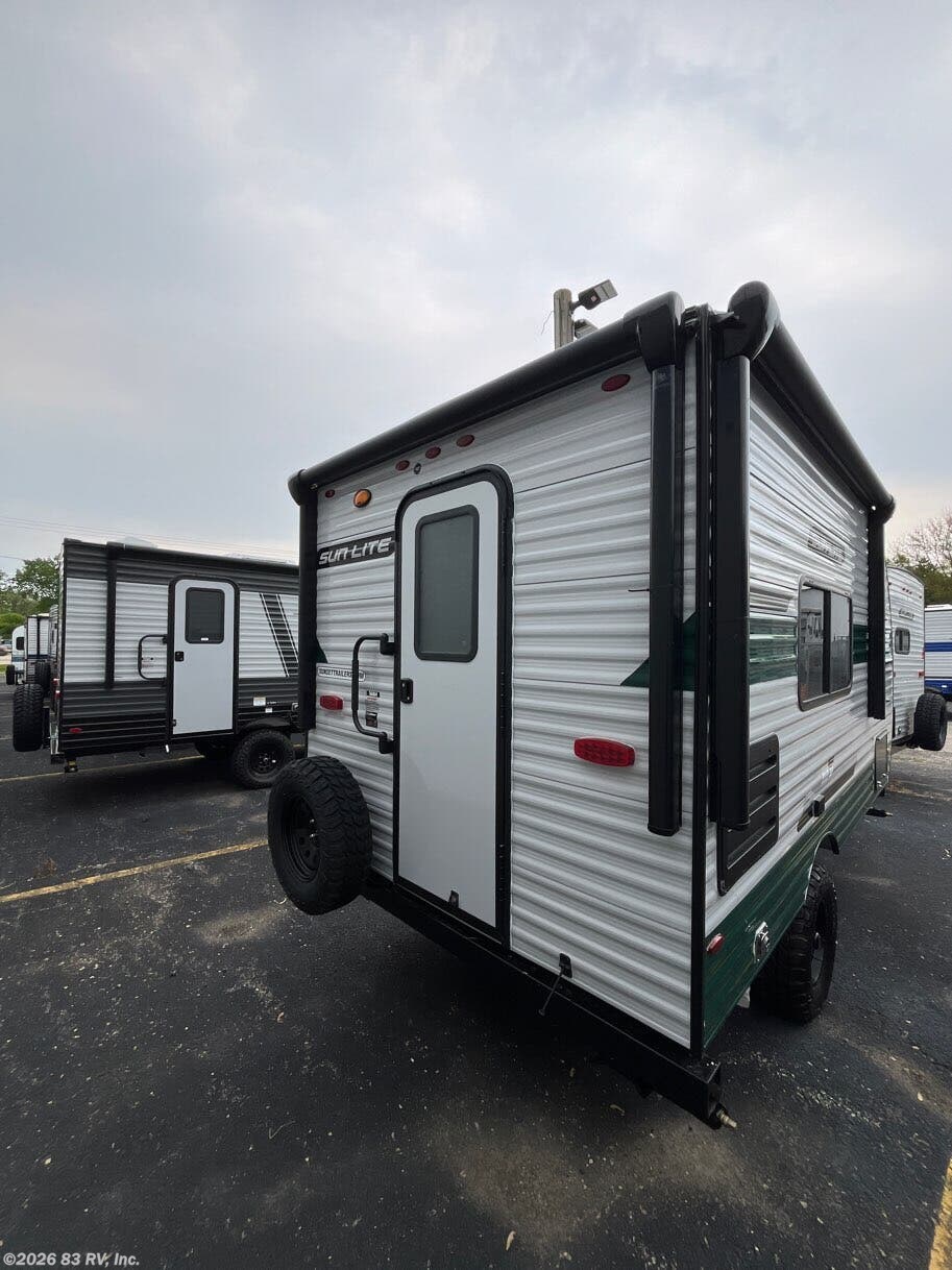 2026 Sunset Park RV Sun Lite 16BH - New Travel Trailer For Sale by 83 RV, Inc. in Long Grove, Illinois features Leveling Jacks, Shower, Fantastic Fan, Stove, LP Detector