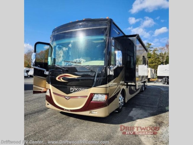2010 Discovery 40G by Fleetwood from Driftwood RV Center in Clermont, New Jersey