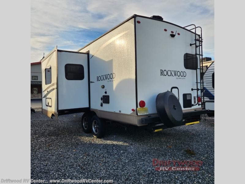 Used 2019 Forest River Rockwood Ultra Lite 2304DS available in Clermont, New Jersey