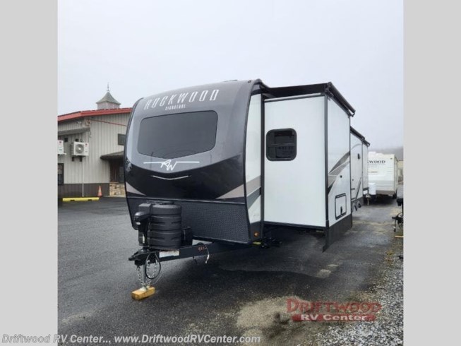 2024 Rockwood Signature 8338DB by Forest River from Driftwood RV Center in Clermont, New Jersey