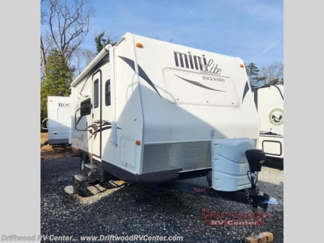 Used 2014 Forest River Rockwood Mini Lite 2104S available in Clermont, New Jersey