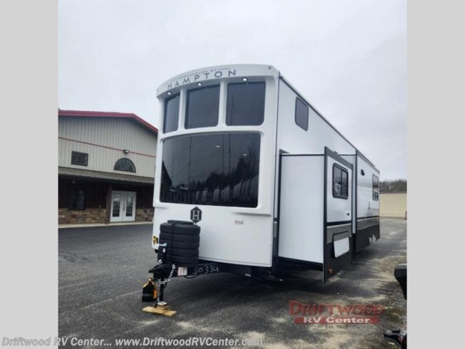 2024 Hampton HP390PVL by CrossRoads from Driftwood RV Center in Clermont, New Jersey