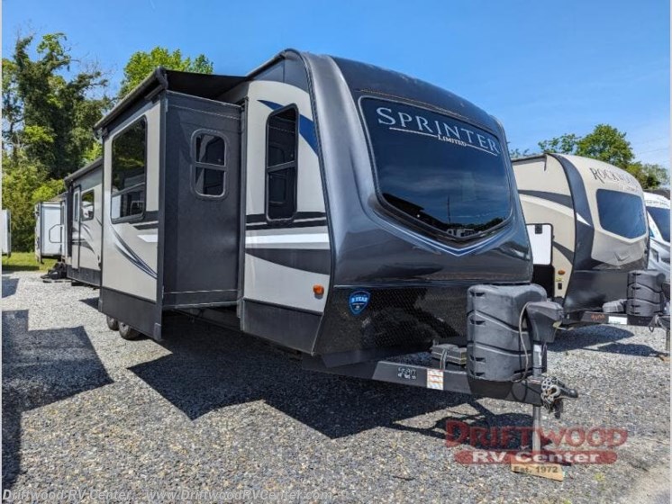 Used 2019 Keystone Sprinter 330KBS available in Clermont, New Jersey
