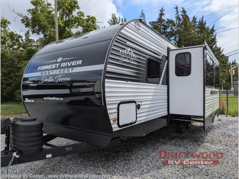 2026 Della Terra 261RB by East to West from Driftwood RV Center in Clermont, New Jersey
