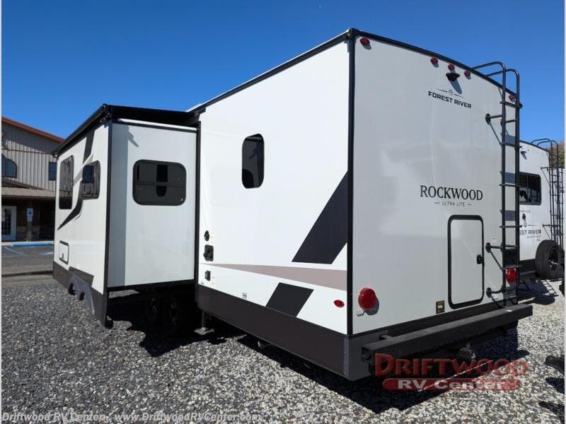New 2026 Forest River Rockwood Ultra Lite 2706BH available in Clermont, New Jersey