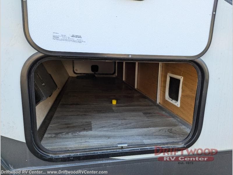 Used 2018 Forest River Salem Hemisphere GLX 272RL available in Clermont, New Jersey