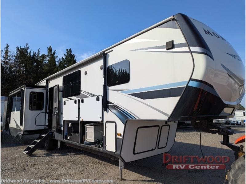 2021 Montana 3855BR by Keystone from Driftwood RV Center in Clermont, New Jersey