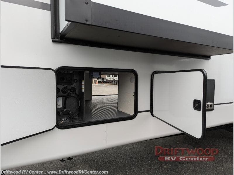 New 2026 Forest River Sabre 36EST available in Clermont, New Jersey