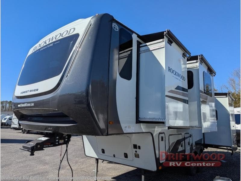 2026 Rockwood Signature 290SFK by Forest River from Driftwood RV Center in Clermont, New Jersey