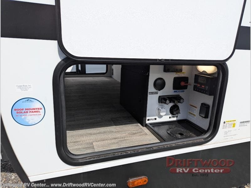 New 2026 East to West Longitude 285BH available in Clermont, New Jersey