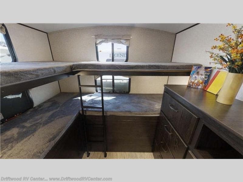 2020 Surveyor 296QBLE by Forest River from Driftwood RV Center in Clermont, New Jersey