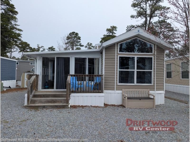 Used 2019 RC Industries Canterbury Parkvue 38FLL available in Clermont, New Jersey