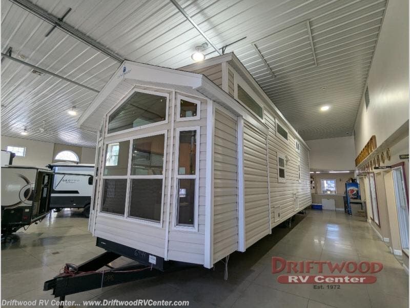 2027 Canterbury Parkvue P38-CKLDF by RC Industries from Driftwood RV Center in Clermont, New Jersey