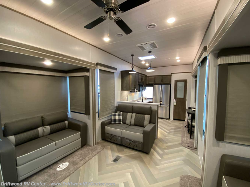 2022 Forest River Salem Grand Villa 42FK - Used Destination Trailer For Sale by Driftwood RV Center in Clermont, New Jersey features Slideout