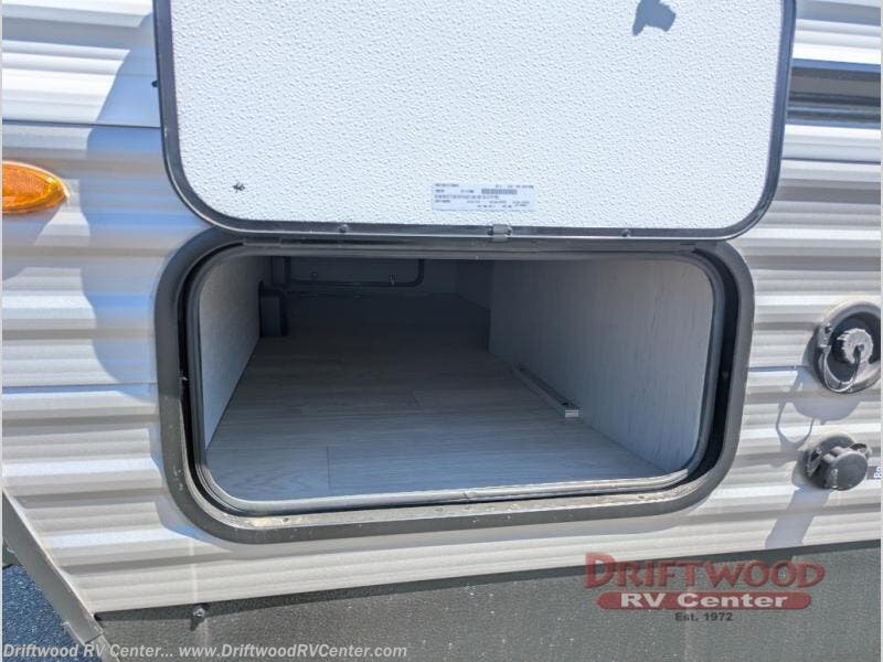 New 2026 Coachmen Clipper 6K Series 262DBS available in Clermont, New Jersey