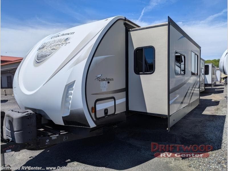 2017 Freedom Express 321FEDS by Coachmen from Driftwood RV Center in Clermont, New Jersey