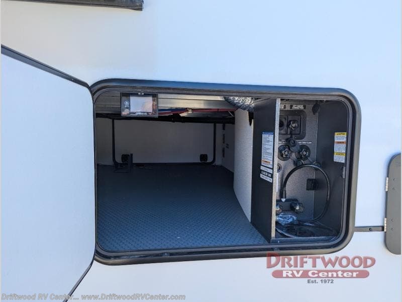 New 2027 Forest River Cherokee Sabre 36DBB available in Clermont, New Jersey