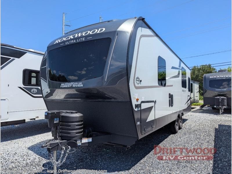 2027 Rockwood Ultra Lite 302RDT by Forest River from Driftwood RV Center in Clermont, New Jersey