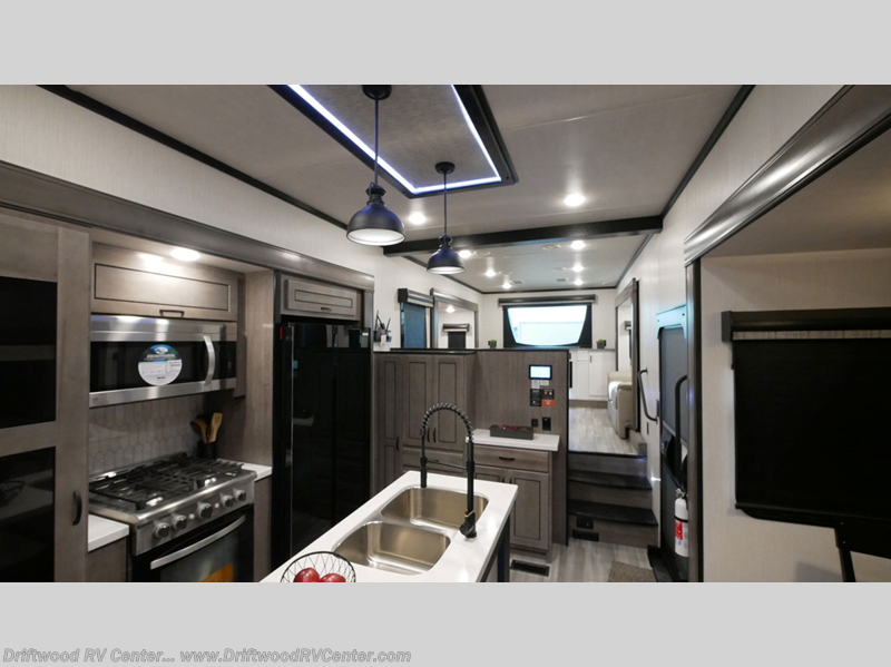 2022 Cedar Creek 371FL by Forest River from Driftwood RV Center in Clermont, New Jersey