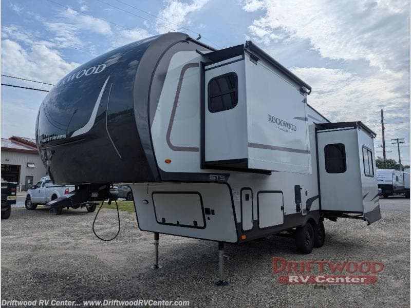 2027 Rockwood Signature 281SRK by Forest River from Driftwood RV Center in Clermont, New Jersey