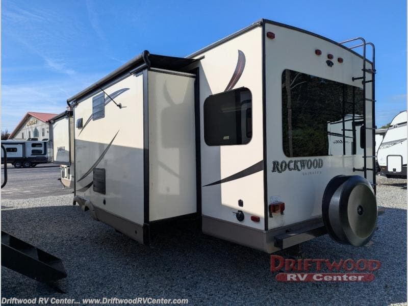 Used 2017 Forest River Rockwood Ultra Lite 2906WS available in Clermont, New Jersey
