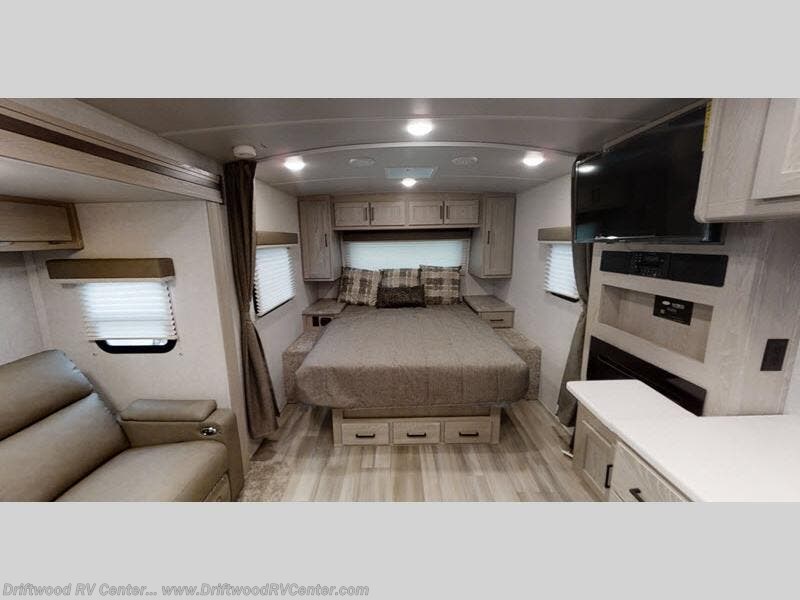 Used 2022 Forest River Rockwood Mini Lite 2205S available in Clermont, New Jersey
