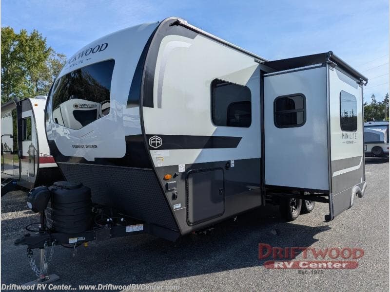 2027 Rockwood Mini Lite 2205S by Forest River from Driftwood RV Center in Clermont, New Jersey