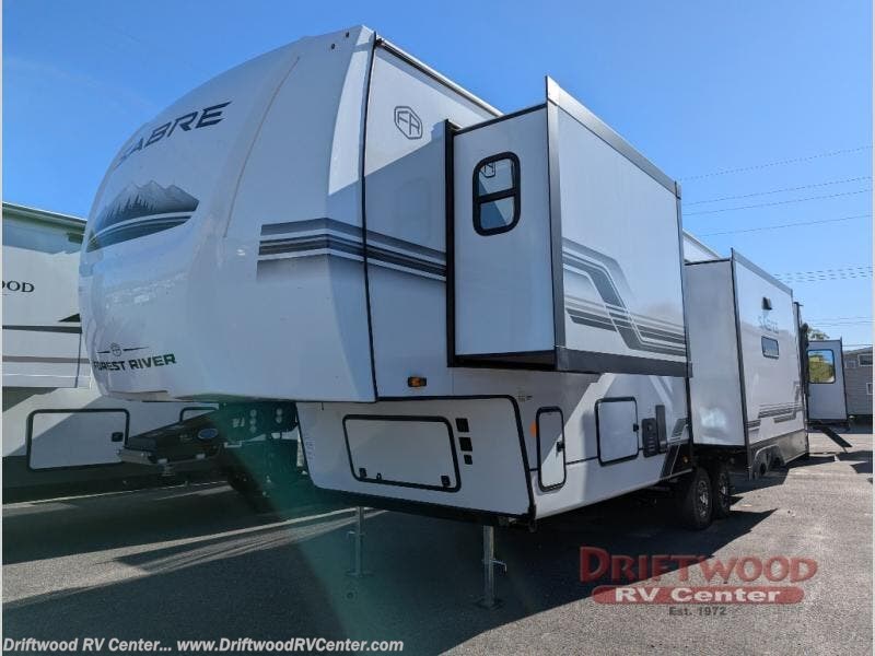 2027 Sabre 32RL by Forest River from Driftwood RV Center in Clermont, New Jersey
