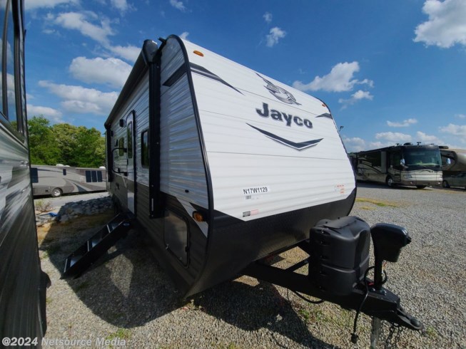 New 2022 Jayco Jay Flight SLX8 267BHS available in Louisville, Tennessee