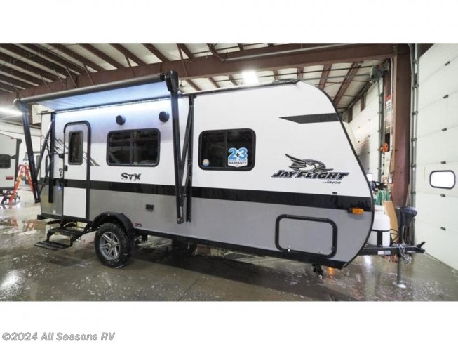 New 2022 Jayco Jay Flight SLX 7 195RB available in Muskegon, Michigan