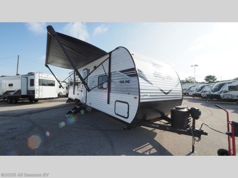 New 2026 Jayco Jay Flight SLX 265TH available in Muskegon, Michigan