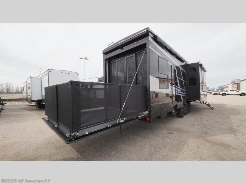 New 2025 Keystone Fuzion 442 available in Muskegon, Michigan