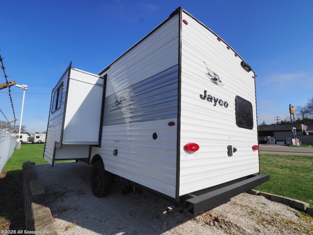 New 2026 Jayco Jay Flight SLX 178DBS available in Muskegon, Michigan
