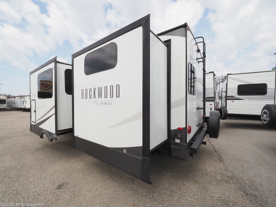New 2024 Forest River Rockwood Ultra Lite 2616BH available in Muskegon, Michigan