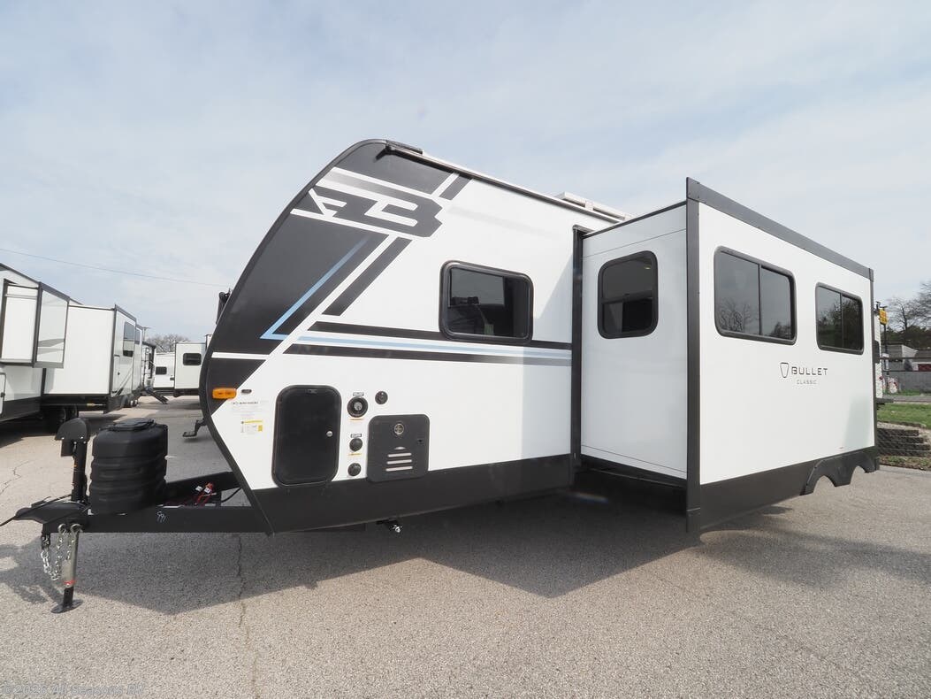 2026 Bullet Classic 26BHC by Keystone from All Seasons RV in Muskegon, Michigan