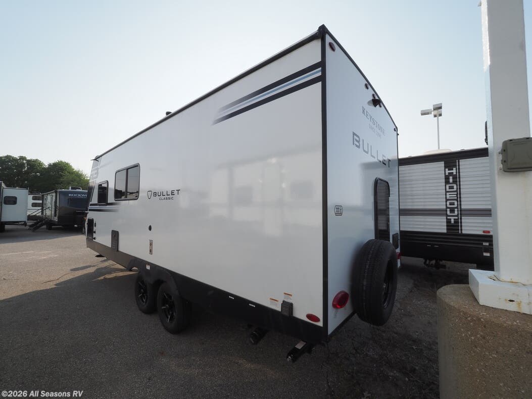 New 2026 Keystone Bullet Classic 21BHC available in Muskegon, Michigan