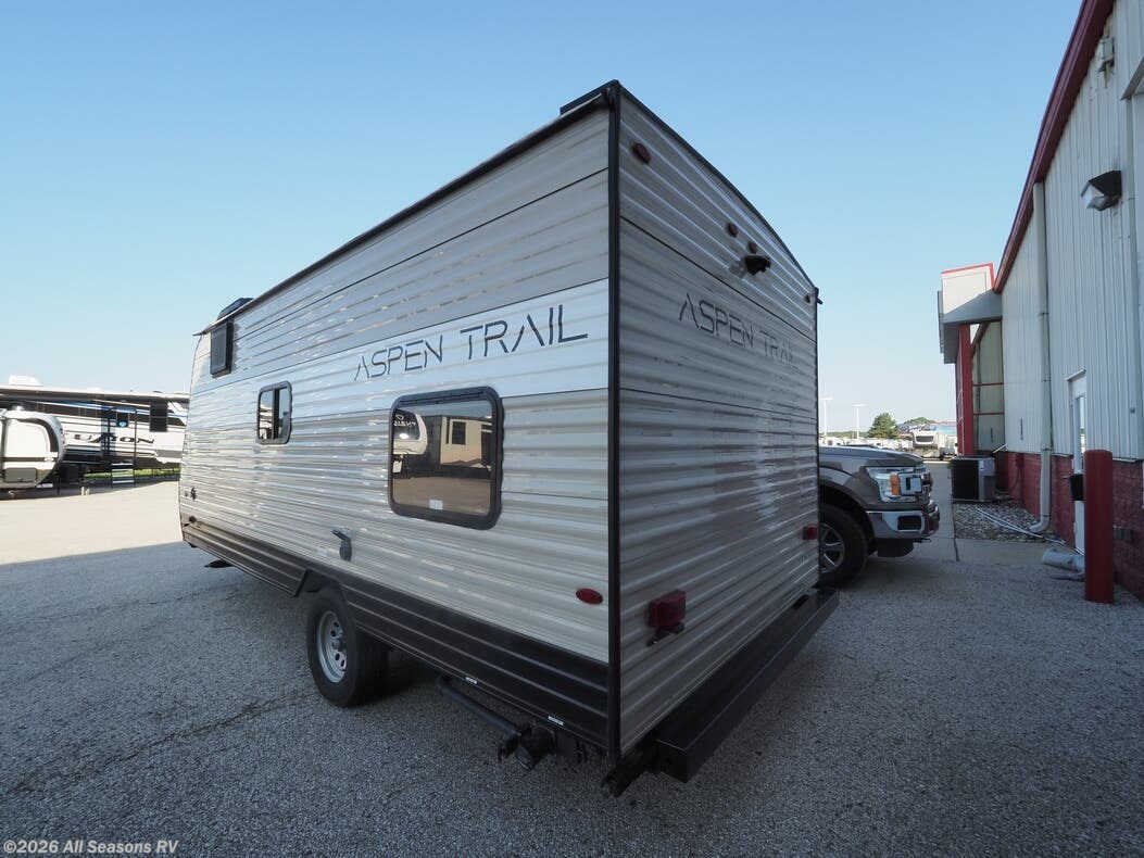 Used 2022 Dutchmen Aspen Trail 17BH available in Muskegon, Michigan