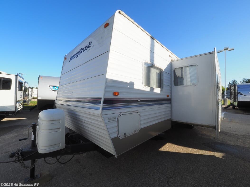 2004 SunnyBrook SunnyBrook Lite 3310SL - Used Travel Trailer For Sale by All Seasons RV in Muskegon, Michigan