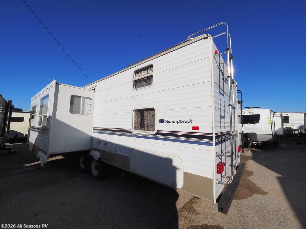 2004 SunnyBrook Lite 3310SL by SunnyBrook from All Seasons RV in Muskegon, Michigan