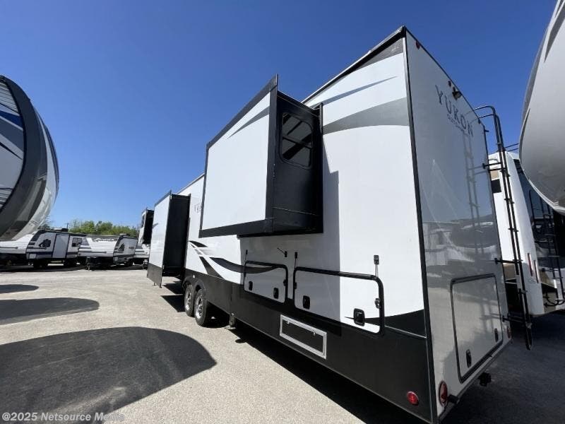 2022 Dutchmen Yukon 421FL RV for Sale in Kyle, TX 78640 K4134 RVUSA