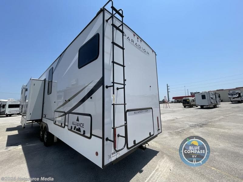 2023 Alliance RV Paradigm 385FL RV for Sale in Kyle, TX 78640 AUS4364