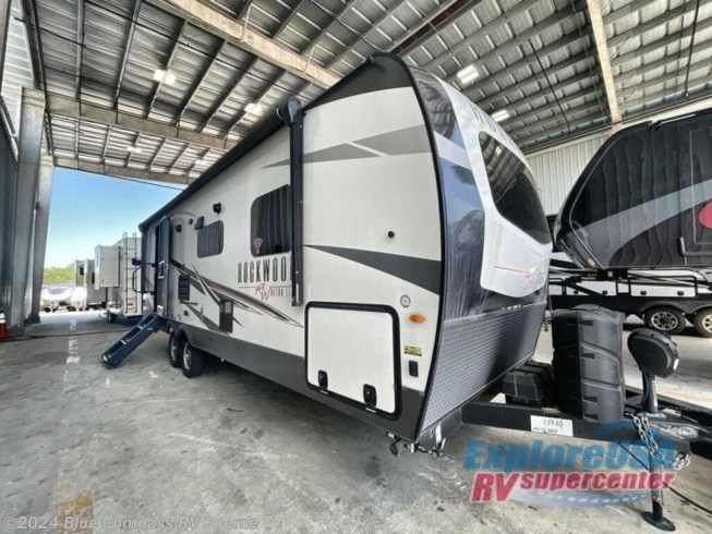 Used 2021 Forest River Rockwood Ultra Lite 2606WS available in Boerne, Texas