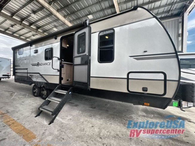 Used 2021 Cruiser RV Radiance Ultra Lite 25BH available in Boerne, Texas