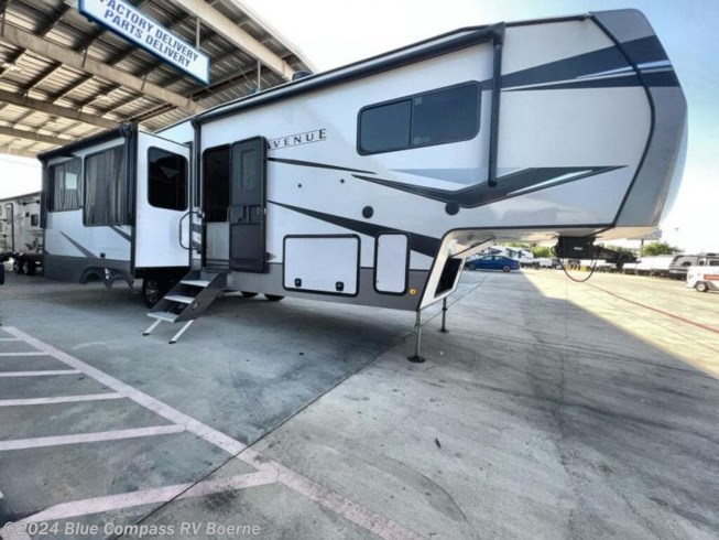 New 2022 Alliance RV Avenue 32RLS available in Boerne, Texas
