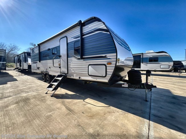 2024 Zinger ZR290KB by CrossRoads from Blue Compass RV Boerne in Boerne, Texas