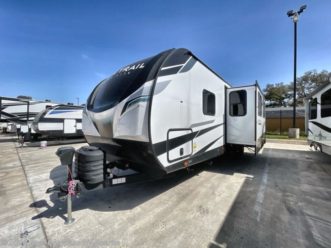 2024 North Trail 29BHP by Heartland from Blue Compass RV Boerne in Boerne, Texas