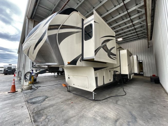 2021 Solitude S-Class 3950BH by Grand Design from Blue Compass RV Boerne in Boerne, Texas
