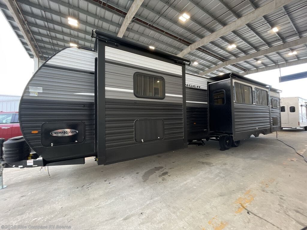 2025 Zinger 280RB by CrossRoads from Blue Compass RV Boerne in Boerne, Texas